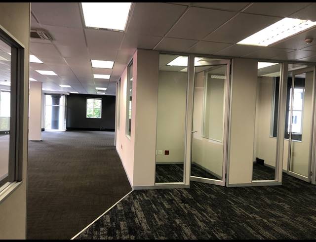 291M² OFFICE TO LET IN ILLOVO